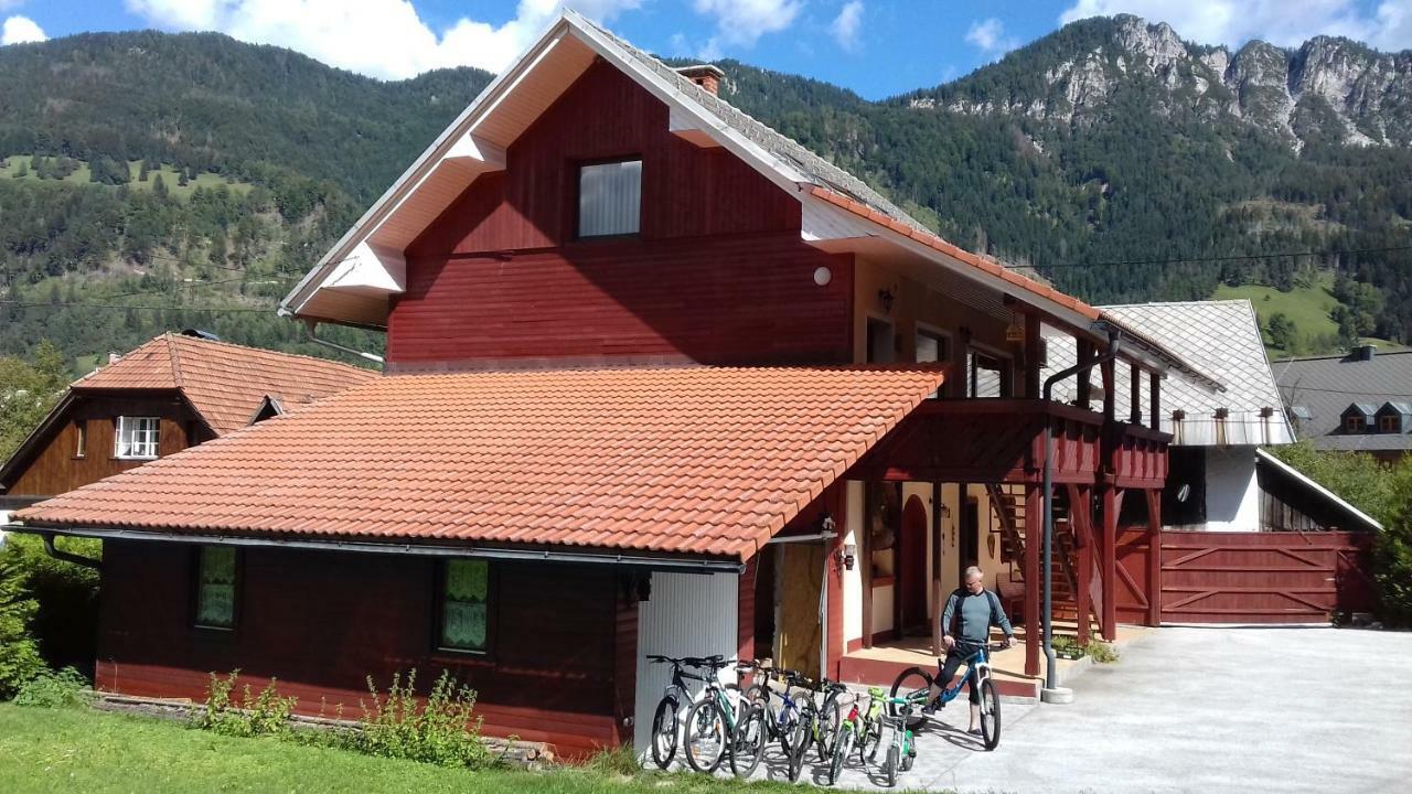 Zajcek Apartma Mojstrana Esterno foto