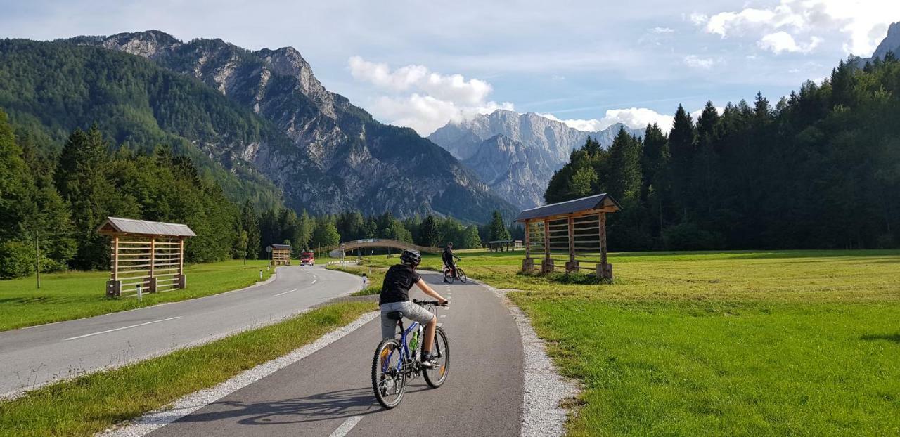 Zajcek Apartma Mojstrana Esterno foto