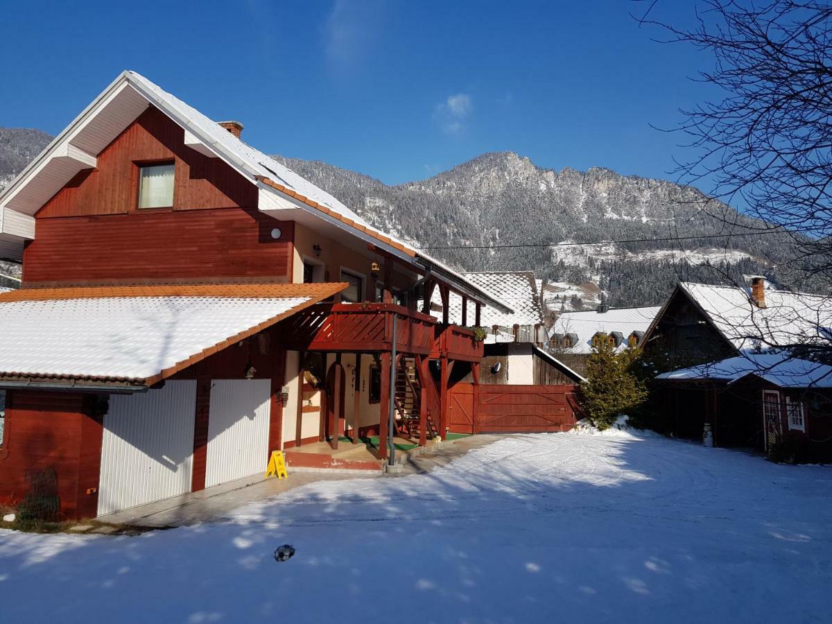 Zajcek Apartma Mojstrana Esterno foto