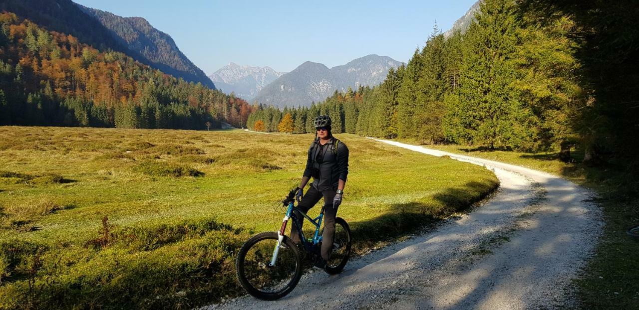Zajcek Apartma Mojstrana Esterno foto