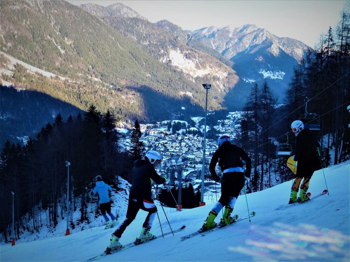 Zajcek Apartma Mojstrana Esterno foto
