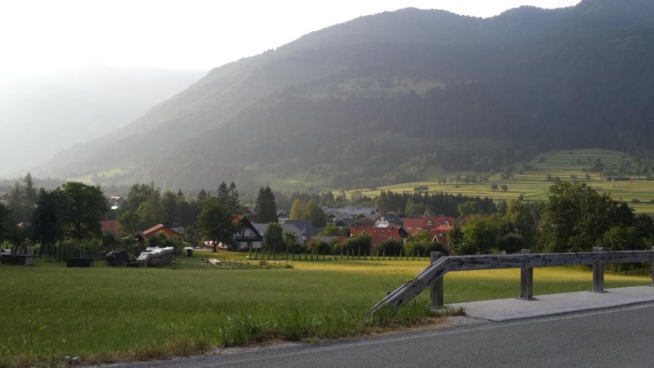 Zajcek Apartma Mojstrana Esterno foto